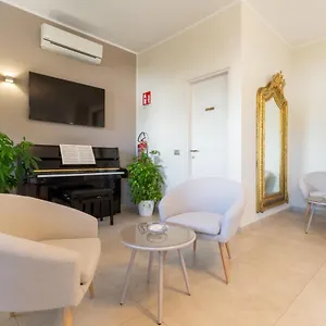 New Ca'mea Hotel