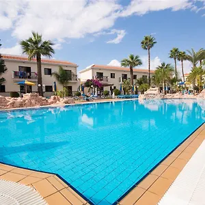 Aparthotel Loutsiana Deluxe Apts Agia Napa